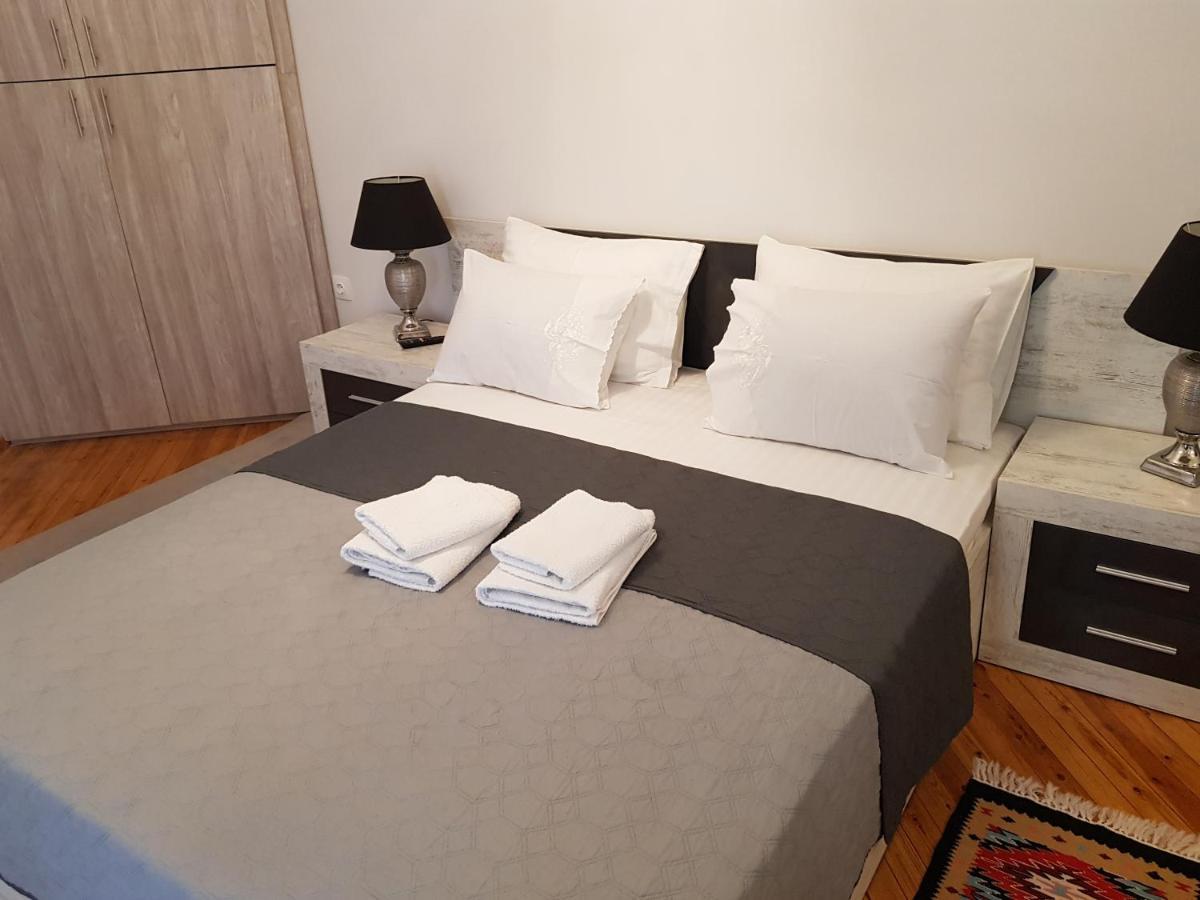 Kabana Suite Thessaloniki City Center Apartment Buitenkant foto