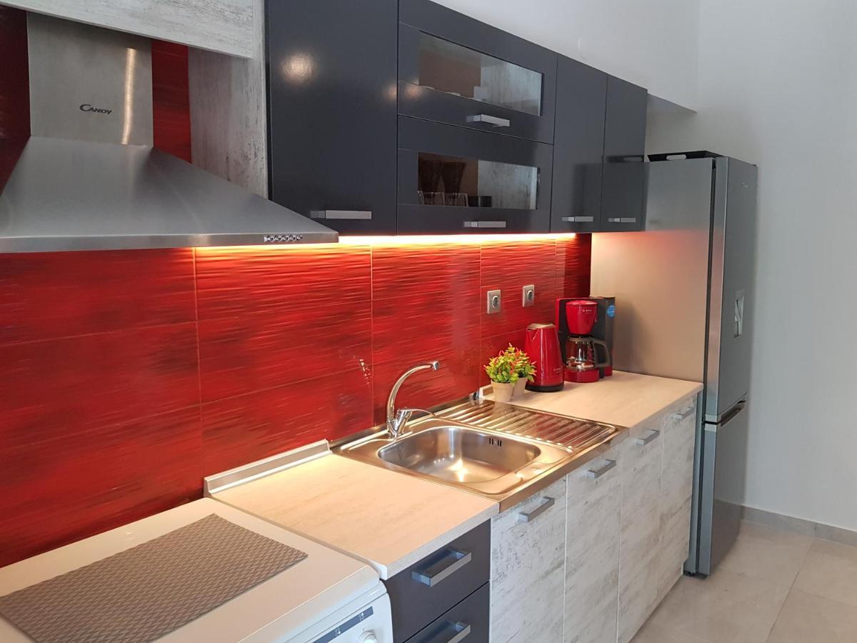 Kabana Suite Thessaloniki City Center Apartment Buitenkant foto