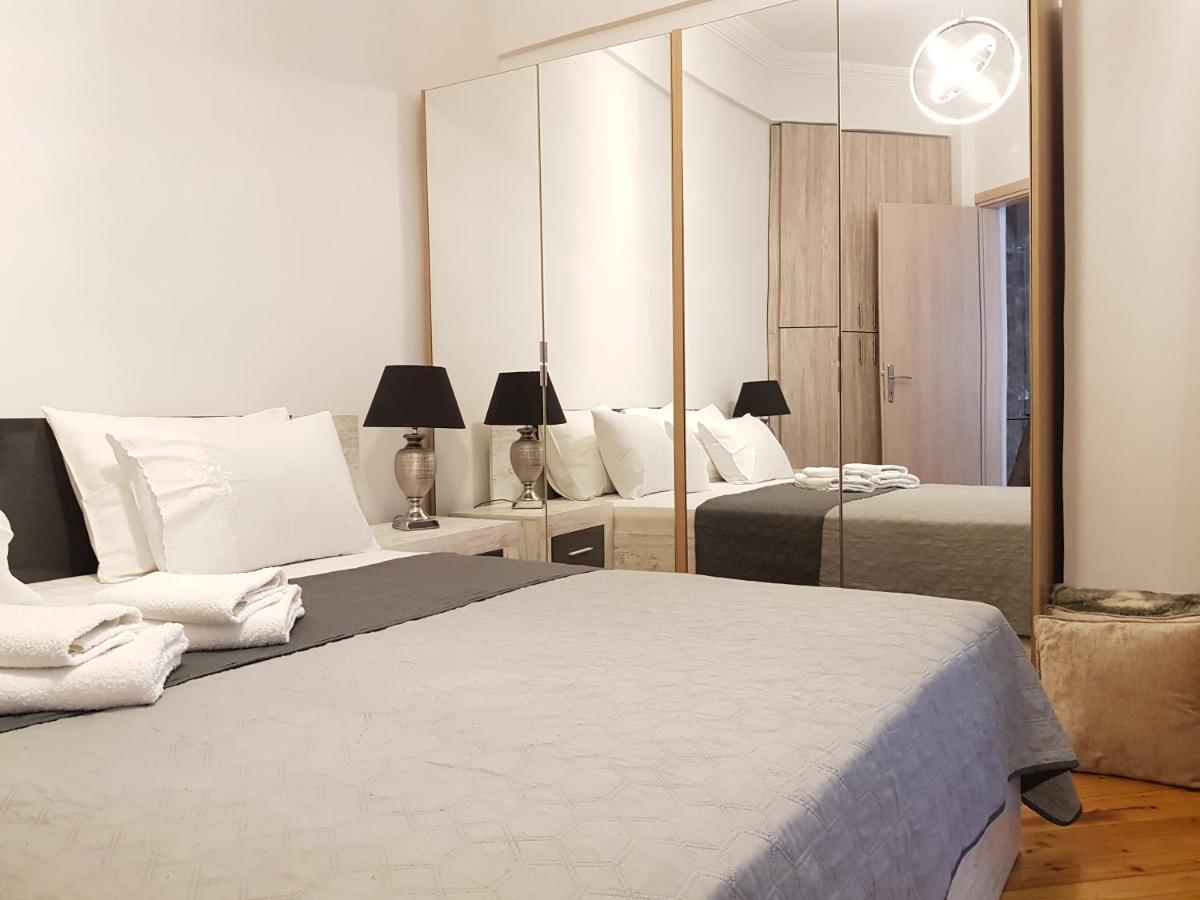 Kabana Suite Thessaloniki City Center Apartment Buitenkant foto