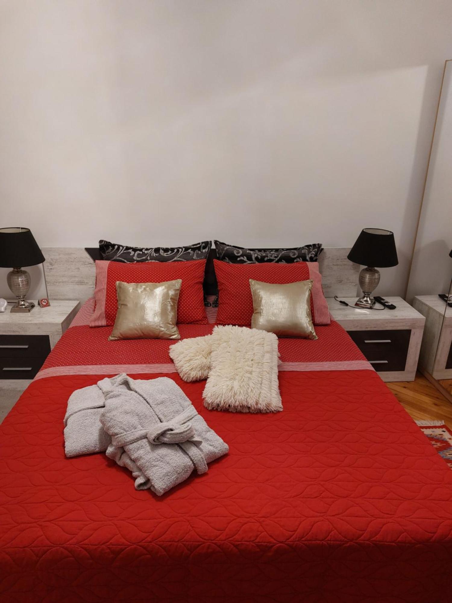 Kabana Suite Thessaloniki City Center Apartment Buitenkant foto